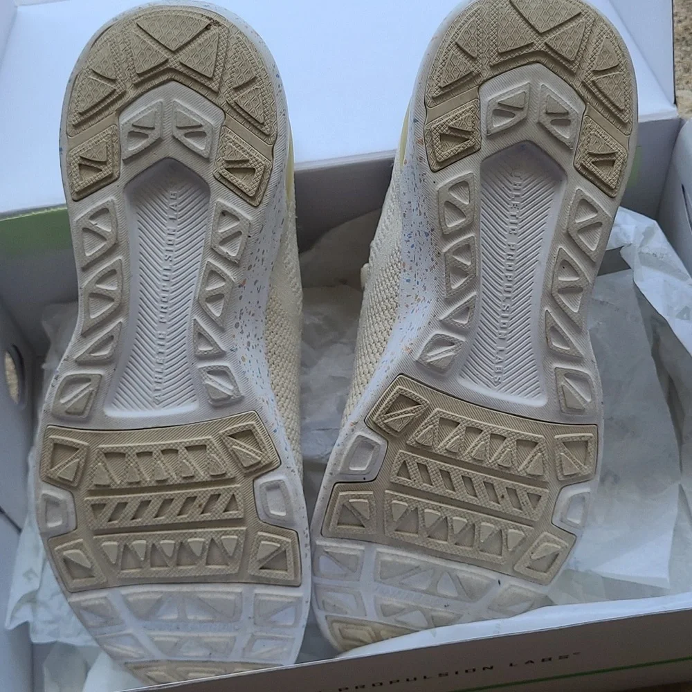 Athletic Propulsion Labs Shoes - Picture 4 of 8